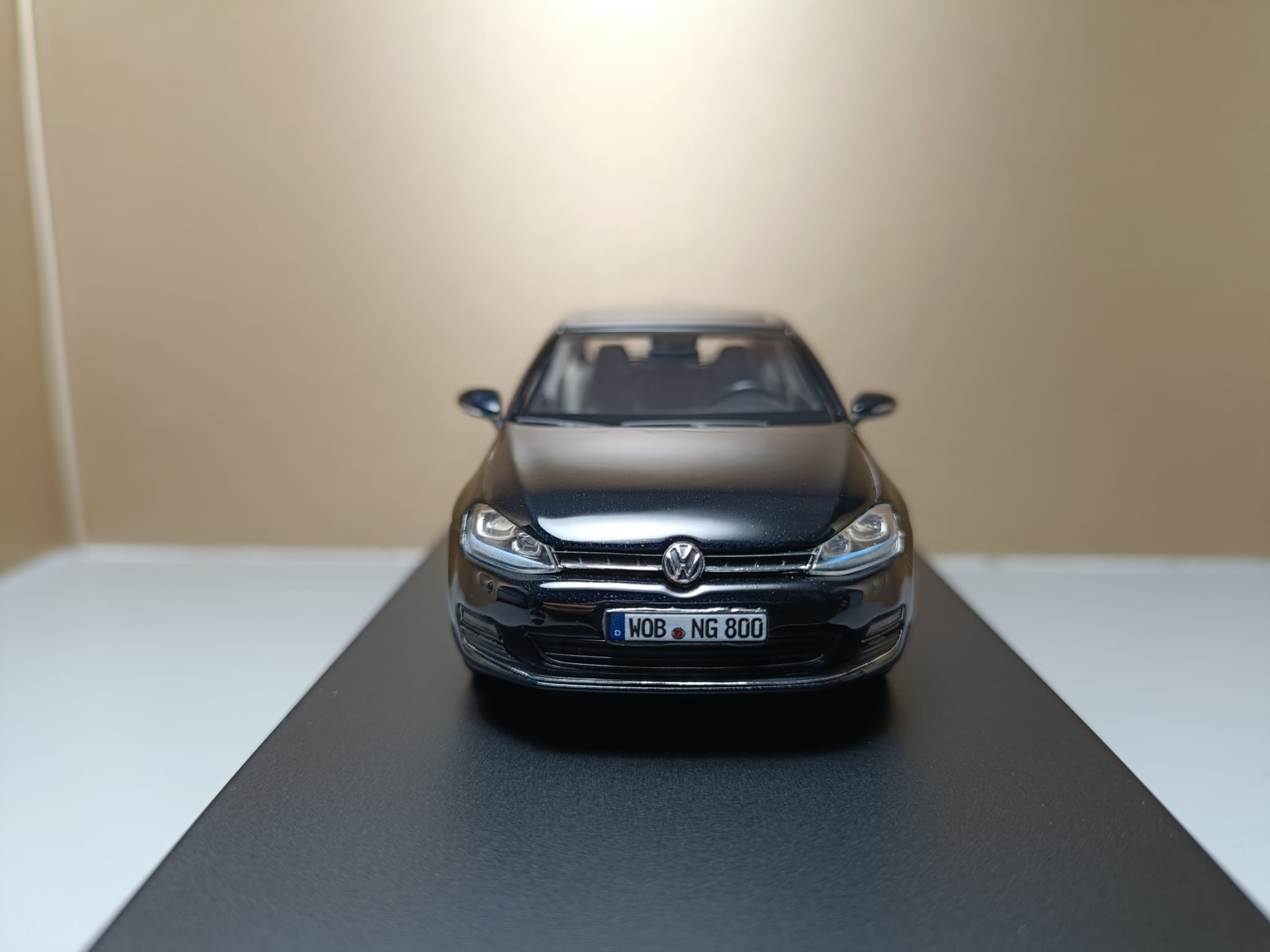 VW Golf 7 (VII) Phantom black 2 usi 4