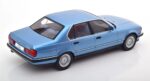 Bmw seria 7 blue