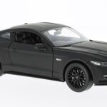 Ford Mustang GT 2015 matt black