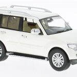 Mitsubishi Pajero 4WD 2010 Pearl White