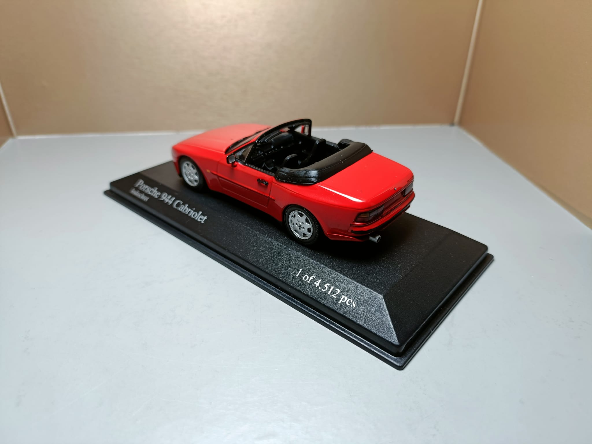 Porsche 944 cabriolet 1991 red 4