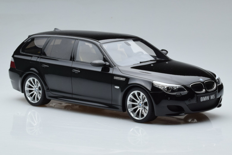 Bmw seria 5 Touring E61 M5 Black..