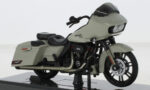Harley Davidson CVO Road Glide, light grey-black, 2018