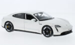 Porsche Taycan Turbo S White scala 1/24