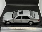 Mercedes S-Klass silver w140.