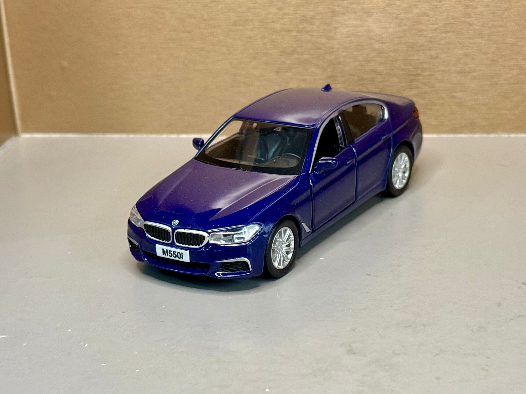Bmw seria 5 M5 G30 F90 Bluemarin......