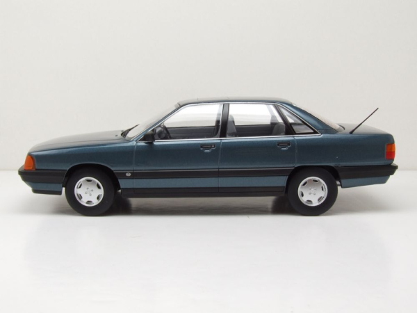 Audi 100 (C3) Blue green metallic 1989..