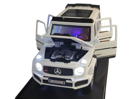 Mercedes Benz G klass Brabus (Replica) White cu led-uri si sunete scala 1/32