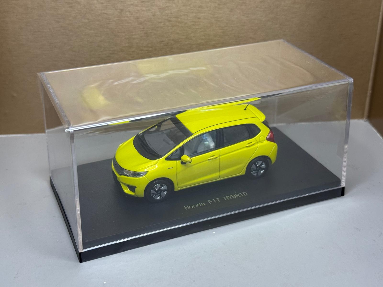 Honda FIT Hybrid 2015 Galben