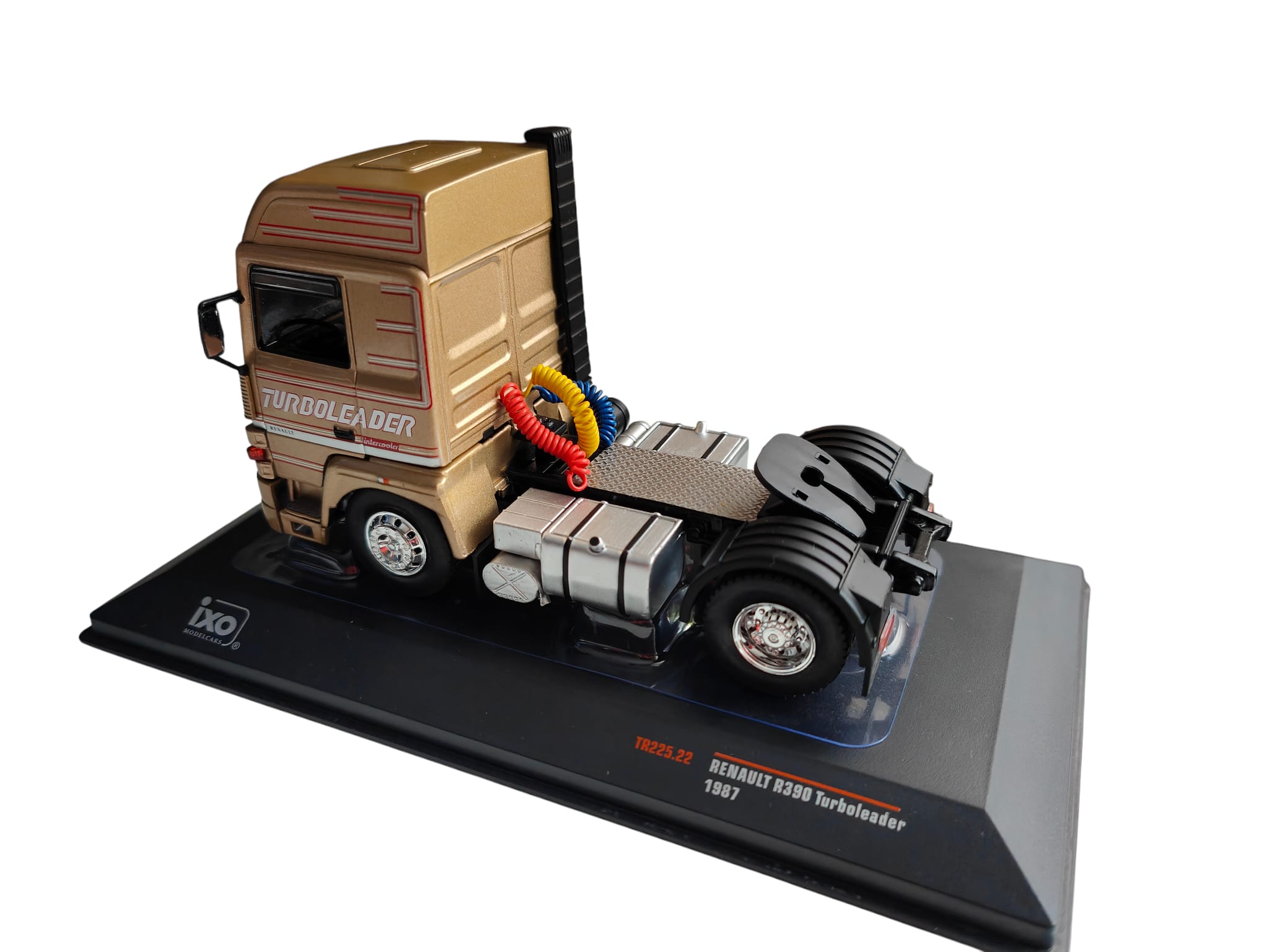 Tir Renault R 390 Bej 1987 scala 1 43......