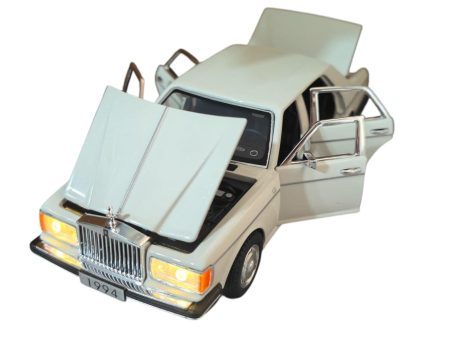 Rolls-Royce Silver Spur, Silver Spirit 1994 White (Replica) cu led-uri si sunete scala 1/32