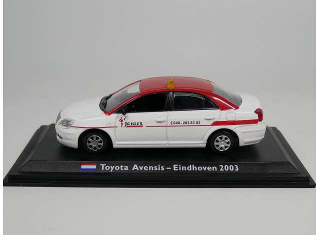 Toyota Avensis Taxi Eindhoven White