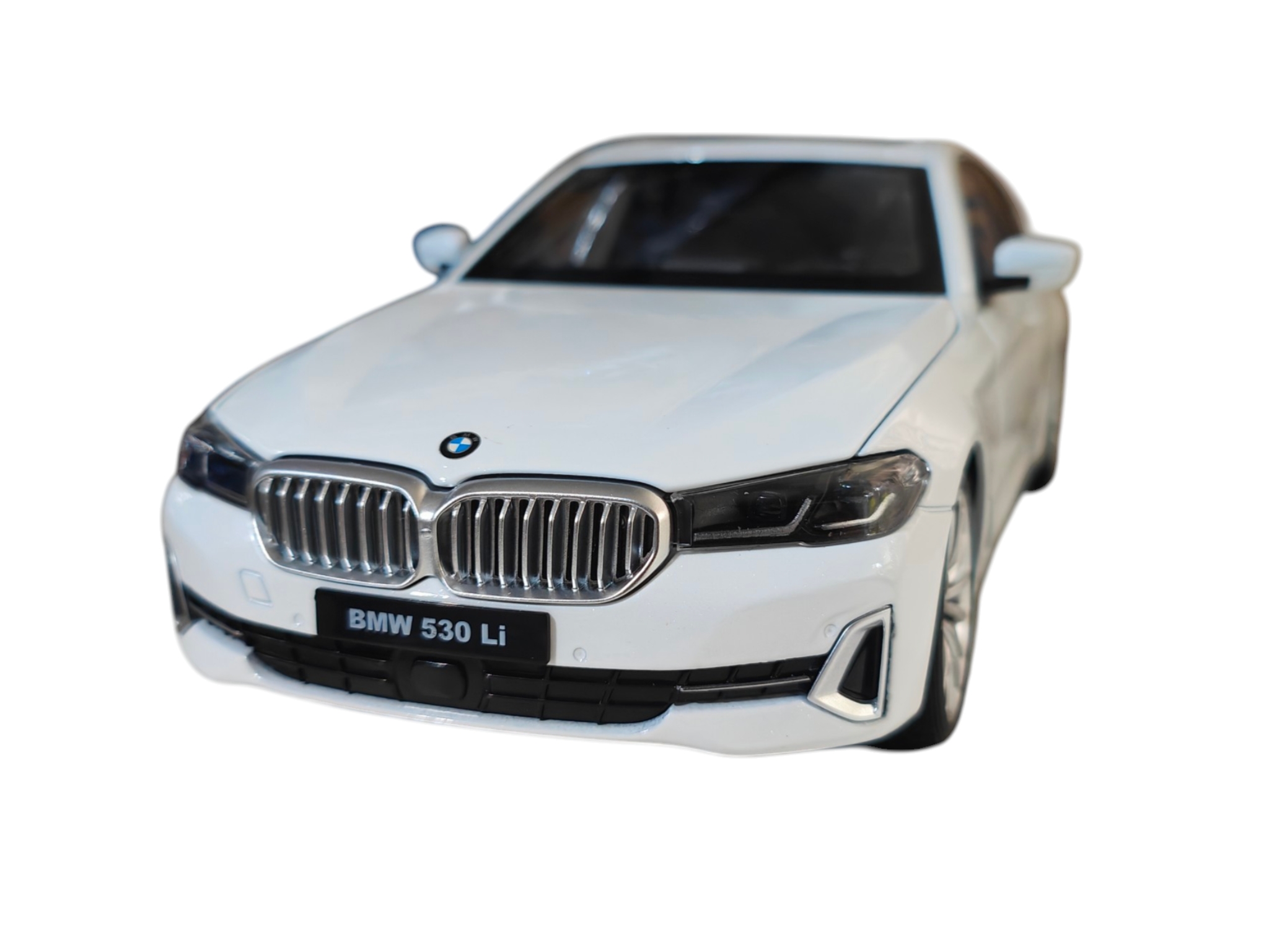 Bmw seria 5 G30 Facelift 2022 White scala 1 18