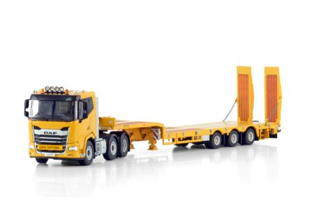 Camion DAF XF SL 6x2 cu două axe directoare, pentru transport agabaritic cu semiremorcă joasă și rampe, Yellow, scala 1/50 WSI Models