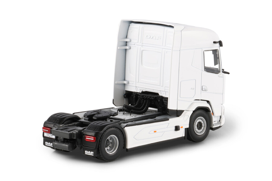 Daf XG MY25 4X2 White scala 1 50 WSI Models.
