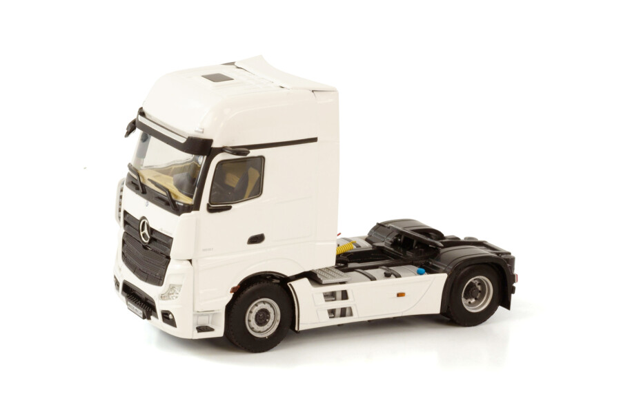 Mercedes-Benz Actros MP5 Giga Space 4X2 White scala 1 50 WSI Models